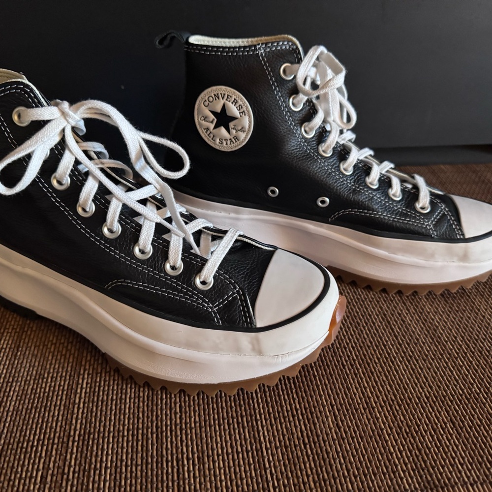 Converse Black and White Leathers High-Top Sneakers